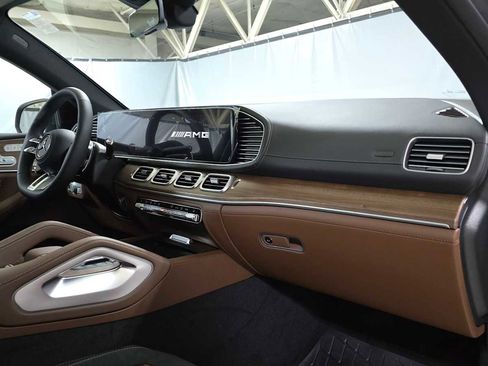 New 2026 Mercedes-Benz GLE 53 AMG 4MATIC Coupe image 12