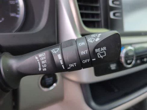 Used 2018 Toyota Highlander XLE FWD image 26