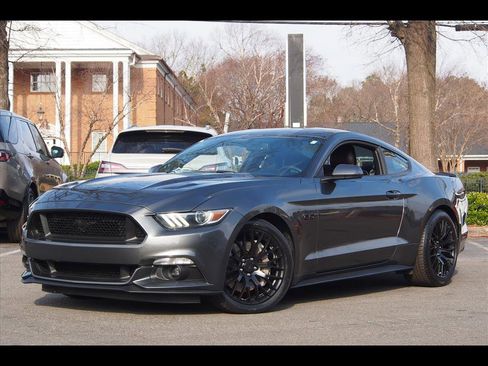 Used 2016 Ford Mustang GT image 1