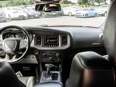 Used 2019 Dodge Charger SXT w/ Plus Group AWD/4WD image 7