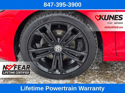 Used 2020 Volkswagen Jetta R-Line image 12