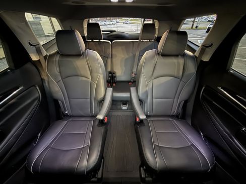 Used 2021 Buick Enclave Avenir w/ Avenir Technology Package image 45