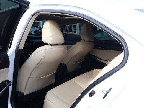 Used 2015 Lexus IS 250 AWD w/ Navigation System Package image 31