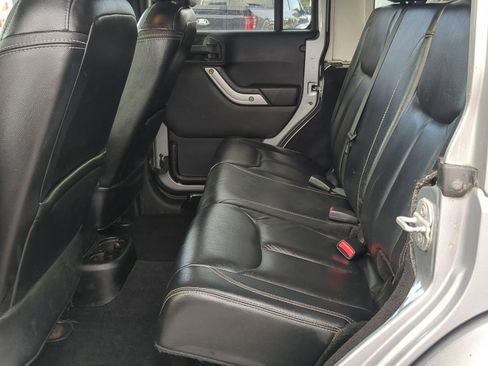 Used 2013 Jeep Wrangler Unlimited Sahara w/ Connectivity Group image 23