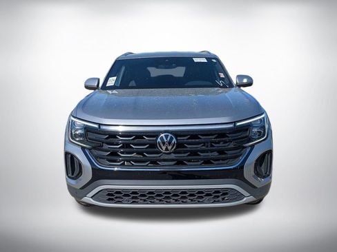 Used 2024 Volkswagen Atlas Cross Sport SE image 8