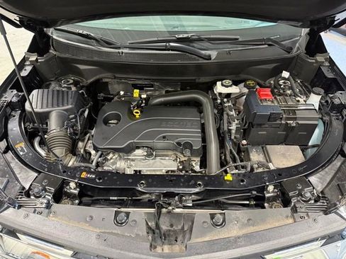 Used 2025 Chevrolet Equinox LT image 11