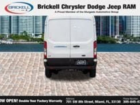 Used 2022 Ford E-Transit 148 High Roof Extended RWD image 35
