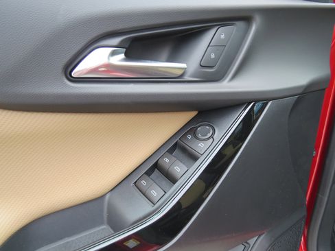 New 2026 Chevrolet Equinox ACTIV FWD image 15