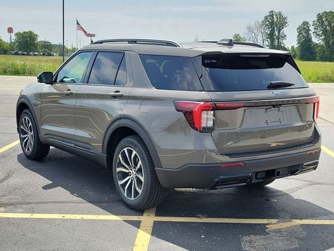 New 2027 Ford Explorer ST-Line w/ Premium Package AWD/4WD image 3