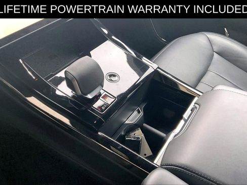 Used 2025 Land Rover Range Rover Sport SE AWD/4WD image 15