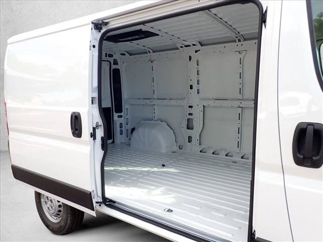 New 2026 RAM ProMaster 1500 w/ Convenience Group FWD image 8