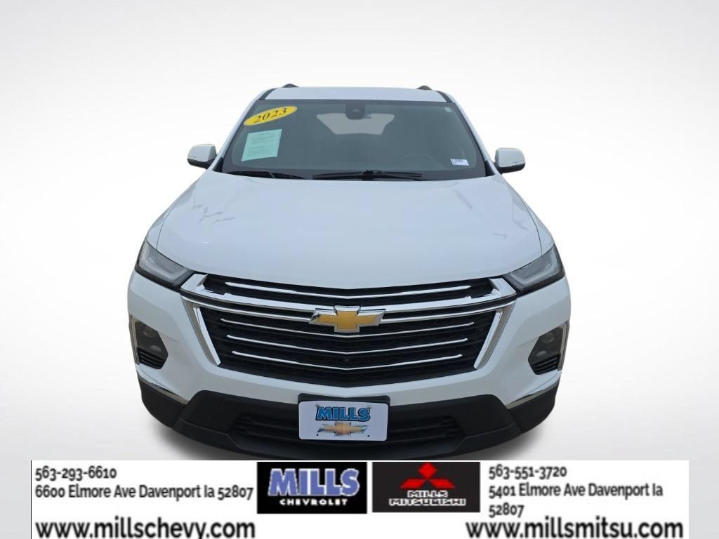 Used 2023 Chevrolet Traverse LT w/ LT Premium Package AWD/4WD image 8