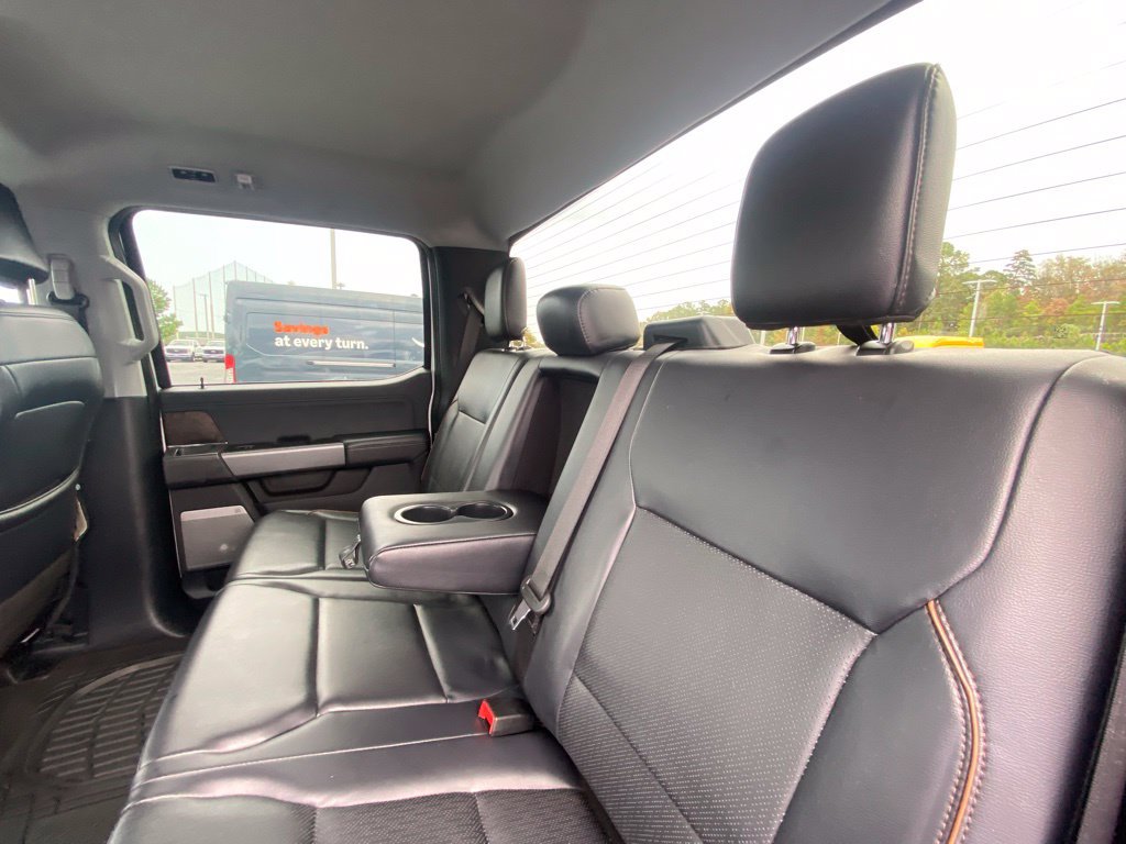 Used 2025 Ford F250 Lariat w/ Black Appearance Package AWD/4WD image 24