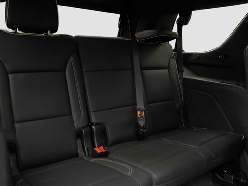 Used 2024 Chevrolet Tahoe Premier image 16