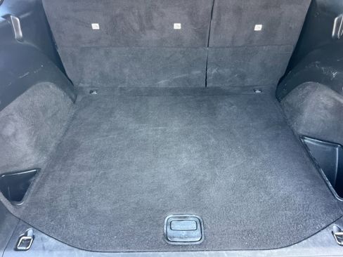 Used 2020 Jeep Grand Cherokee Laredo image 16