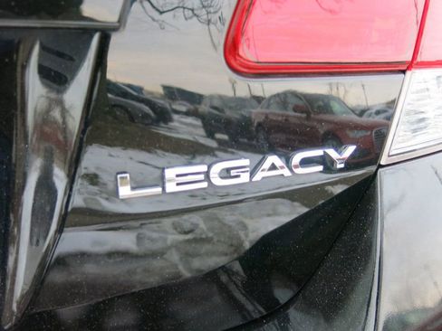 Used 2014 Subaru Legacy 2.5i Limited image 10