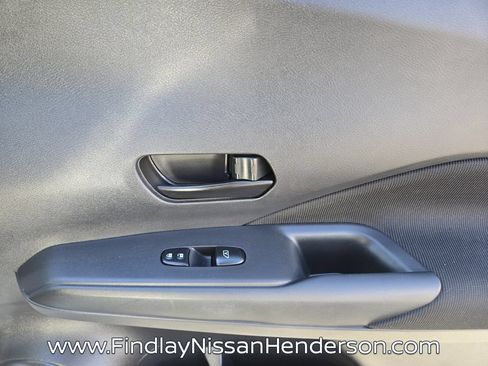 Used 2022 Nissan Kicks S FWD image 17