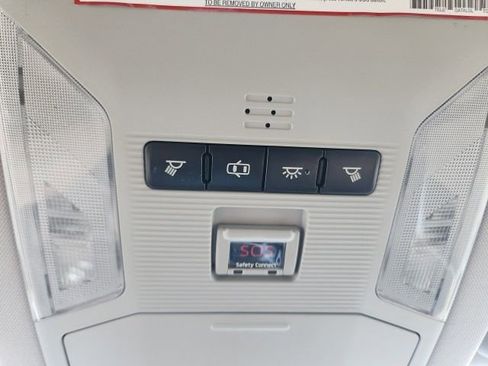 Used 2019 Toyota RAV4 LE FWD image 30