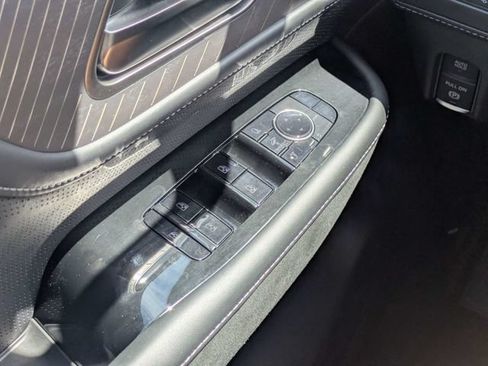 Used 2026 INFINITI QX80 Autograph w/ Premium Cargo Package AWD/4WD image 26