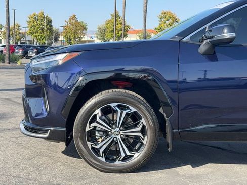 Used 2025 Toyota RAV4 XSE w/ Weather Package AWD/4WD image 24