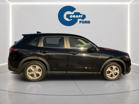 Used 2023 Honda HR-V LX image 6