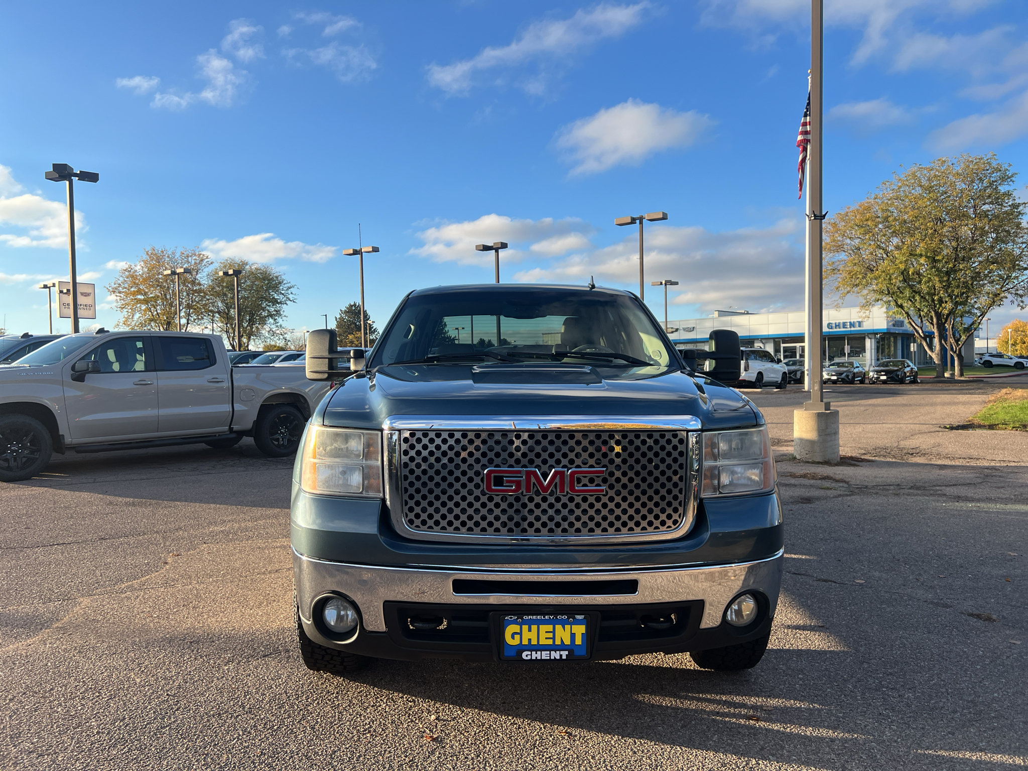 Used 2010 GMC Sierra 2500 SLT w/ SLT Convenience Package AWD/4WD image 30