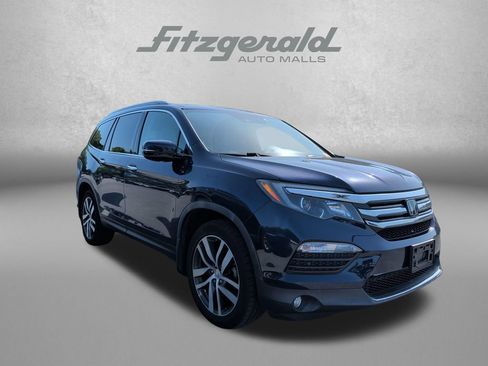Used 2017 Honda Pilot Elite image 1