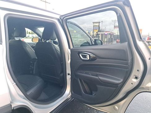New 2026 Jeep Compass Latitude AWD/4WD image 13