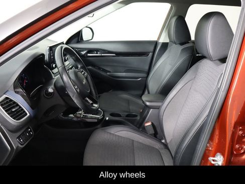 Used 2023 Kia Seltos S AWD/4WD image 14