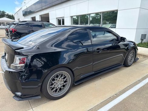 Used 2016 Scion tC FWD image 5