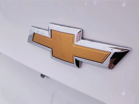 Used 2024 Chevrolet Malibu LT FWD image 16