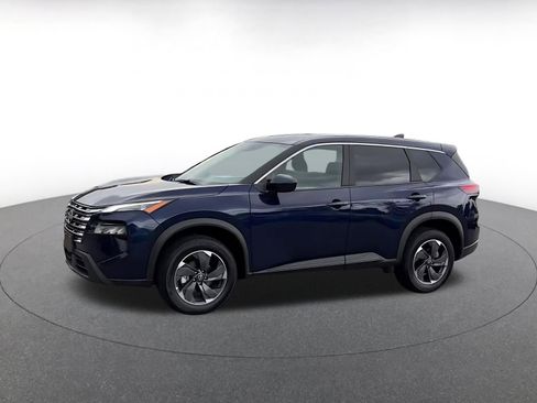 Used 2025 Nissan Rogue SV FWD image 8
