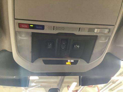 Used 2023 Subaru Forester Limited image 15