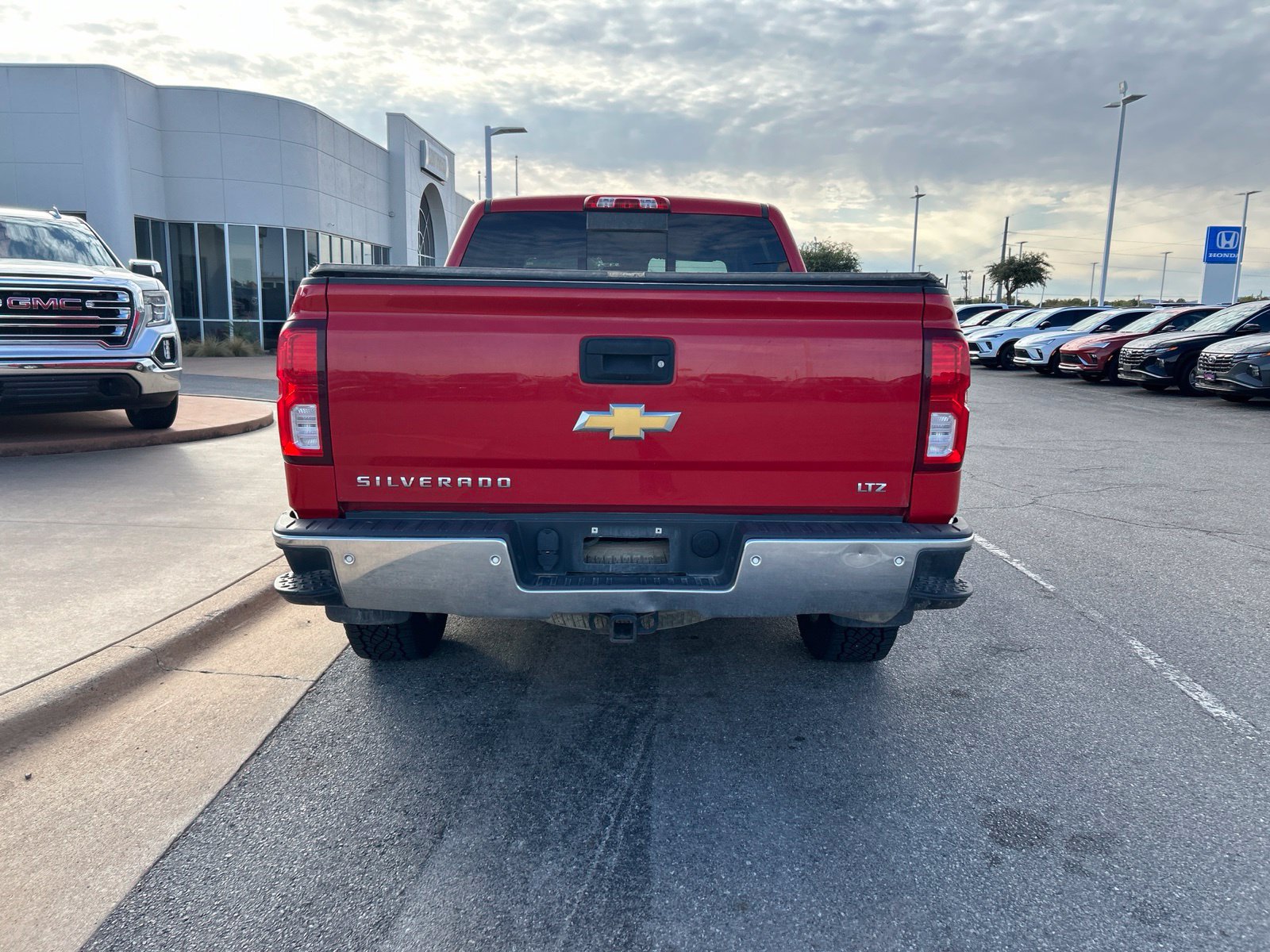 Used 2016 Chevrolet Silverado 1500 LTZ w/ LTZ Plus Package AWD/4WD image 6