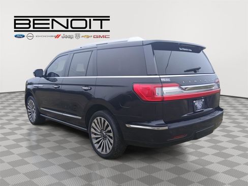 Used 2019 Lincoln Navigator Reserve image 7