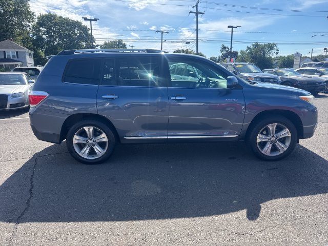 Used 2012 Toyota Highlander Limited w/ Tow Pkg AWD/4WD image 6