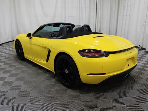 Used 2023 Porsche 718 Boxster w/ Sport Chrono Package image 42