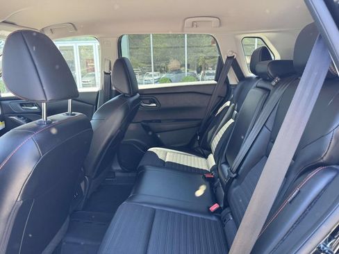 Certified 2025 Nissan Rogue SV w/ Rock Creek Premium Package AWD/4WD image 12