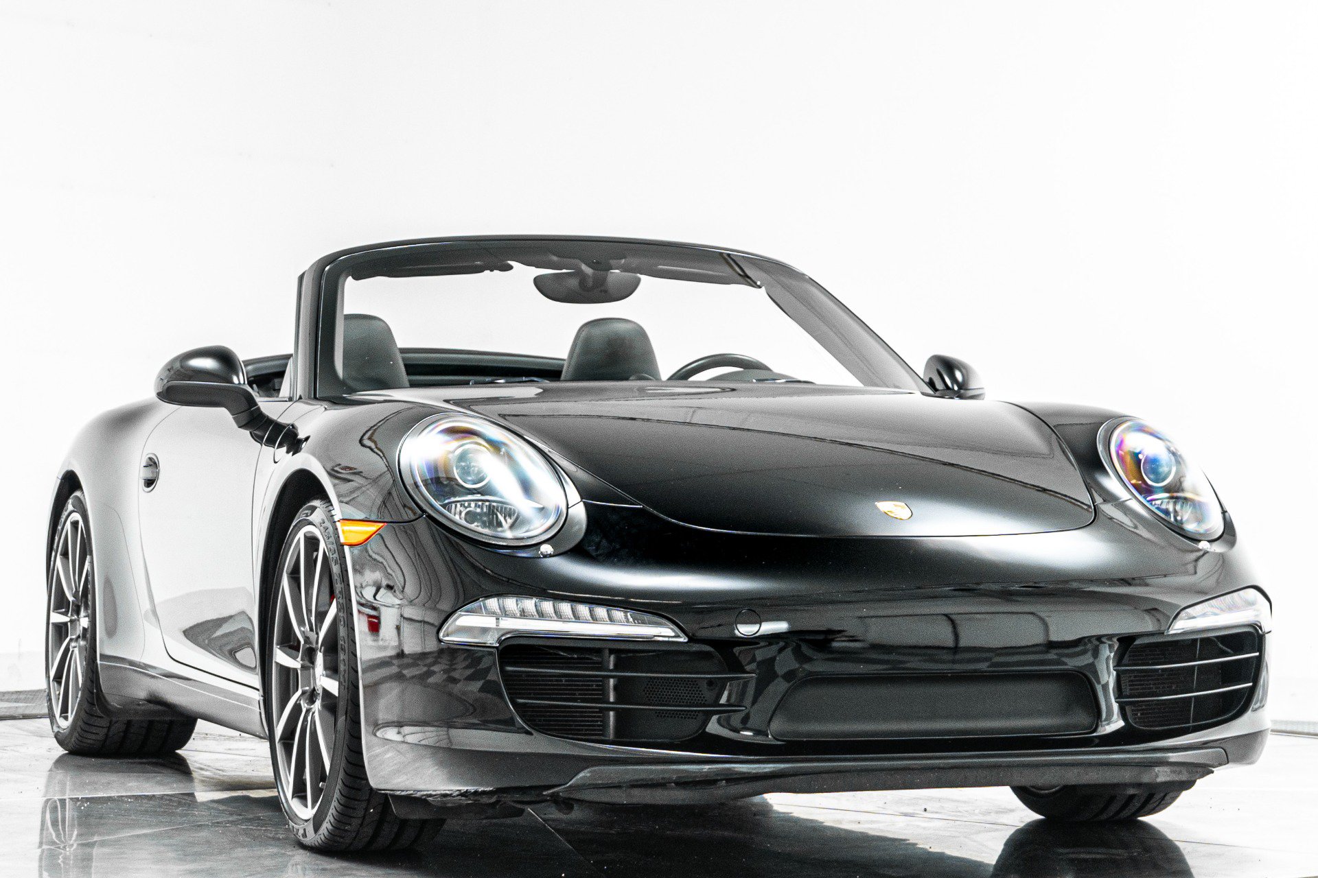 Used 2014 Porsche 911 Carrera S RWD image 3