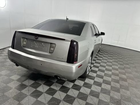Used 2006 Cadillac STS w/ Preferred Equipment Group RWD image 8