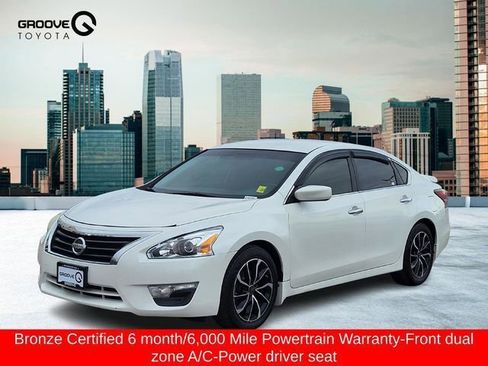 Used 2014 Nissan Altima 2.5 SV image 1