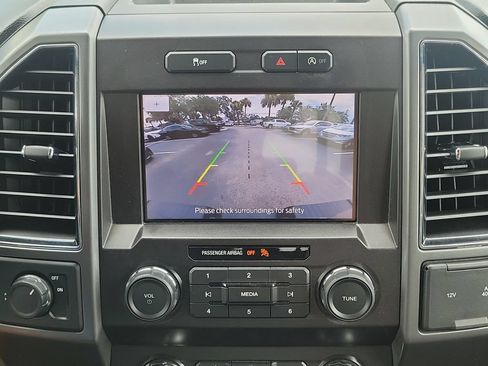 Used 2020 Ford F150 XLT w/ Equipment Group 302A Luxury RWD image 39
