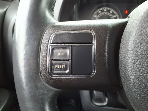 Used 2015 Jeep Patriot Latitude w/ Sun/Sound Group image 31