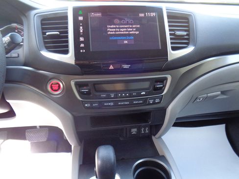 Used 2016 Honda Pilot EX image 18