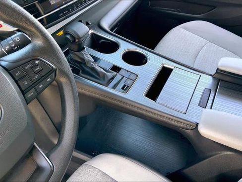 Certified 2025 Toyota Sienna LE image 16