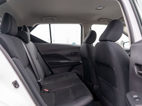 Used 2023 Nissan Kicks S image 13