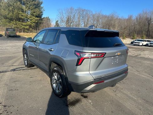 Used 2025 Chevrolet Equinox LT image 8