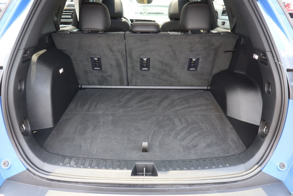 Used 2025 Chevrolet Equinox ACTIV w/ Safety and Technology Package FWD image 29