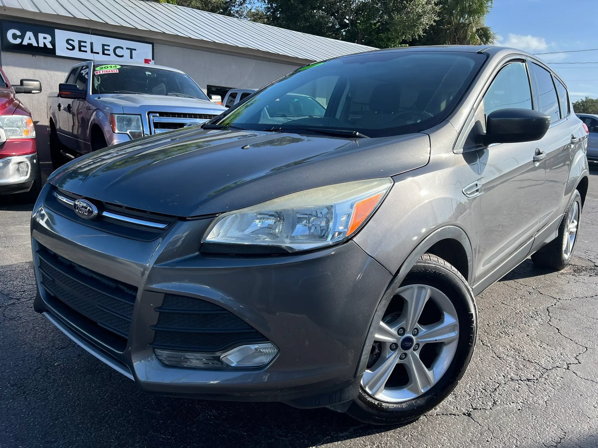 Used 2014 Ford Escape SE AWD/4WD image 1