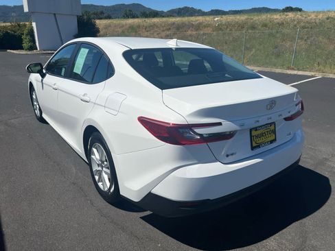 Certified 2025 Toyota Camry LE FWD image 8